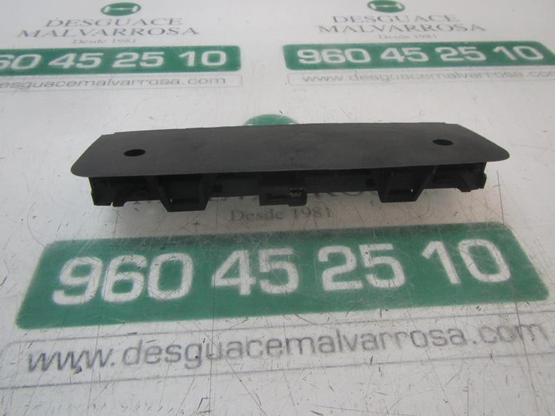 Recambio de piloto trasero central para alfa romeo 147 (190) 1.9 jtd cat referencia OEM IAM   