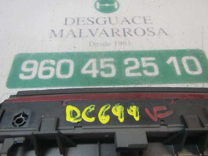 Recambio de piloto trasero central para alfa romeo 147 (190) 1.9 jtd cat referencia OEM IAM   