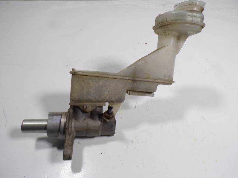 Recambio de bomba freno para nissan qashqai (j10) acenta referencia OEM IAM 46012JD80A  