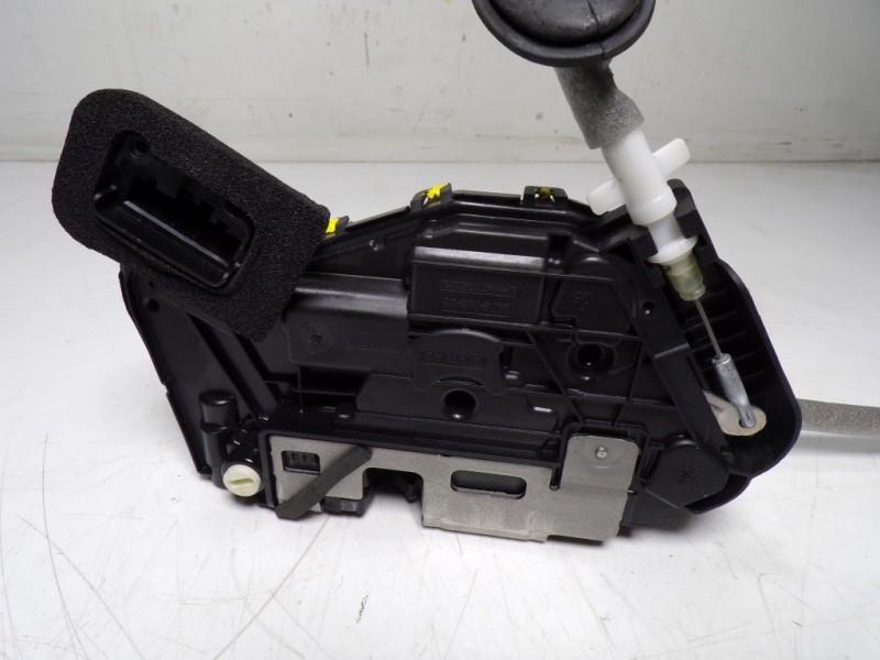 Recambio de cerradura puerta trasera izquierda para seat leon sportstourer (kl8) style referencia OEM IAM 5TA839015L 5TA839015Q 