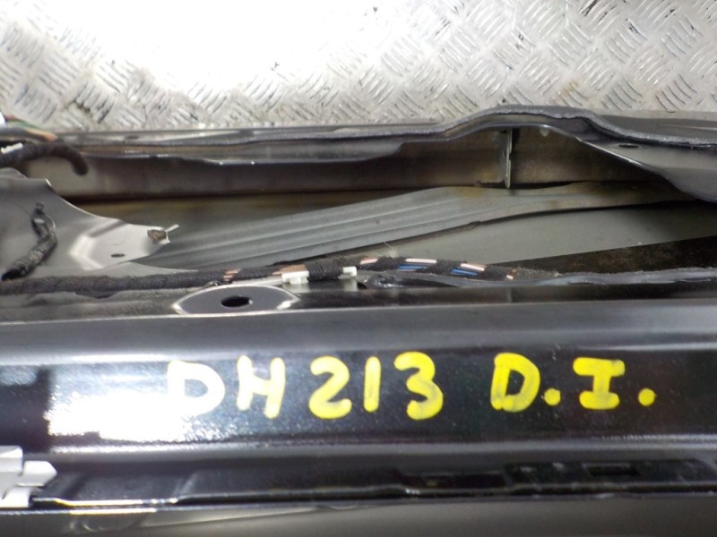 Recambio de puerta delantera izquierda para bmw serie 1 lim. (f21) 2.0 turbodiesel referencia OEM IAM   