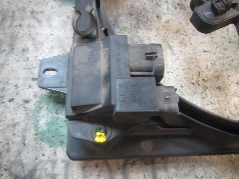 Recambio de canalizador aire para peugeot 207 xs referencia OEM IAM   