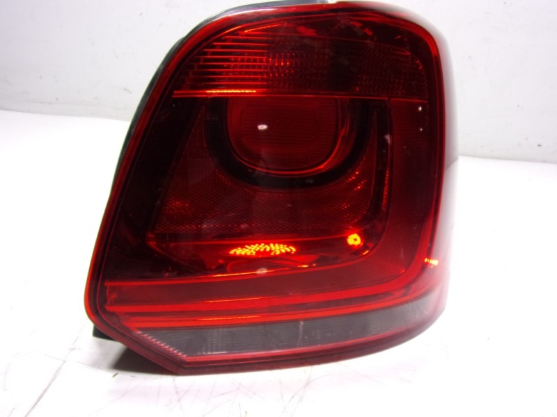 Recambio de piloto trasero derecho para volkswagen polo (6r1) 1.2 12v referencia OEM IAM 6R0945096AH 6R0945258A 