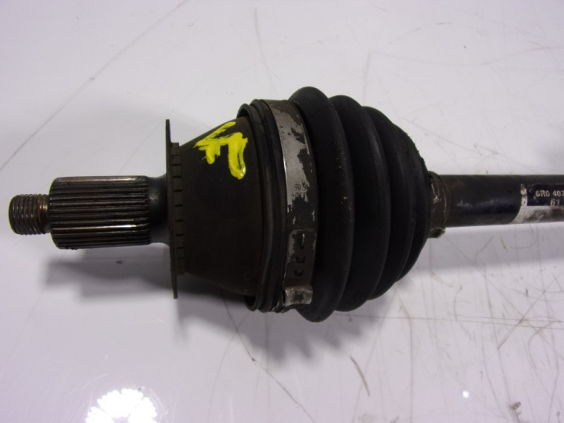 Recambio de transmision izquierda para volkswagen polo (6r1) 1.2 12v referencia OEM IAM 6R0407761 6R040776161T 