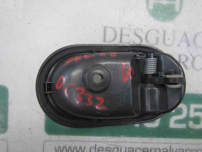 Recambio de maneta interior delantera izquierda para dacia dokker express ambiance referencia OEM IAM 8200733848  