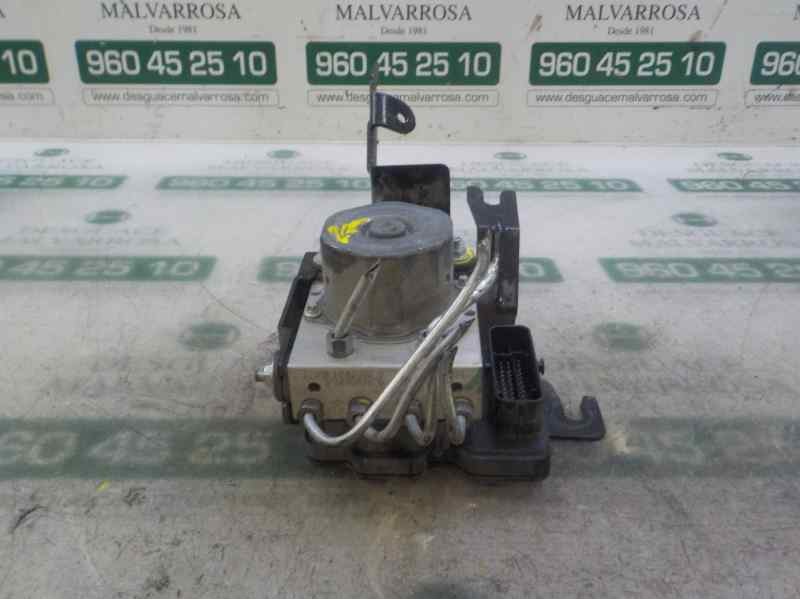 Recambio de abs para dacia duster ambiance 4x4 referencia OEM IAM 476608506R 476601746R 