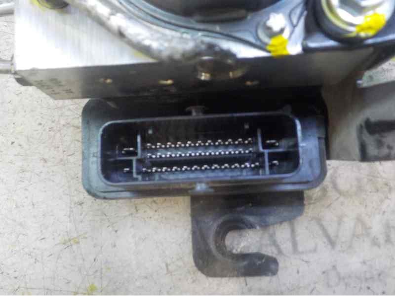 Recambio de abs para dacia duster ambiance 4x4 referencia OEM IAM 476608506R 476601746R 