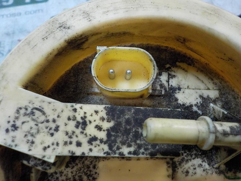 Recambio de aforador para bmw serie 1 berlina (e81/e87) 118d referencia OEM IAM 16117159160 6763886 A2C53025289