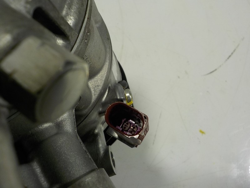 Recambio de compresor aire acondicionado para seat leon sportstourer (kl8) style referencia OEM IAM 3Q0816803B 3Q0816803B 