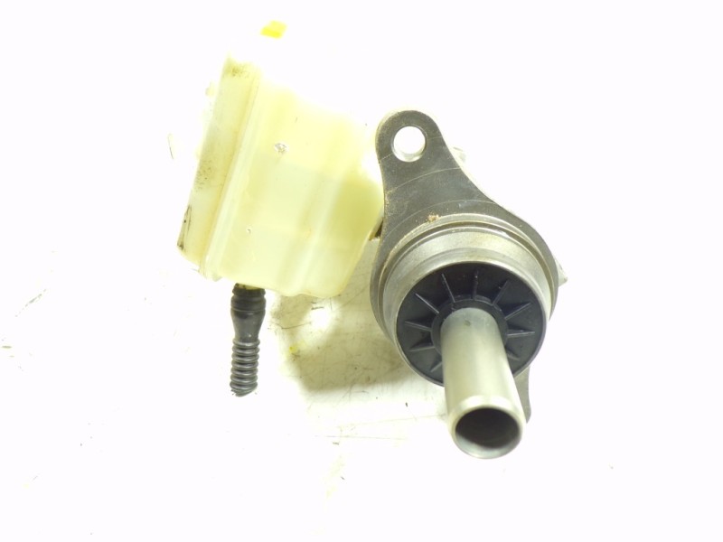 Recambio de bomba freno para seat ibiza (6j5) 1.6 tdi referencia OEM IAM 6R1611019D 6R0611301A 