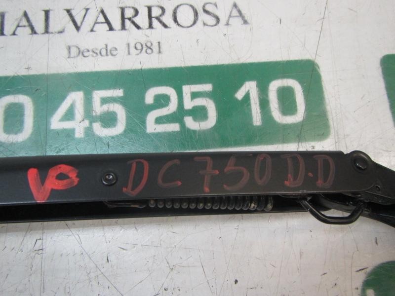 Recambio de brazo limpia delantero derecho para toyota corolla hybrid referencia OEM IAM 8521102430  