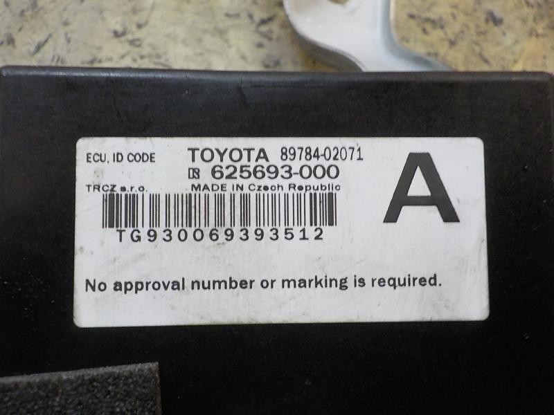 Recambio de centralita inmovilizador para toyota auris hybrid business referencia OEM IAM 8978402071 8978402071 