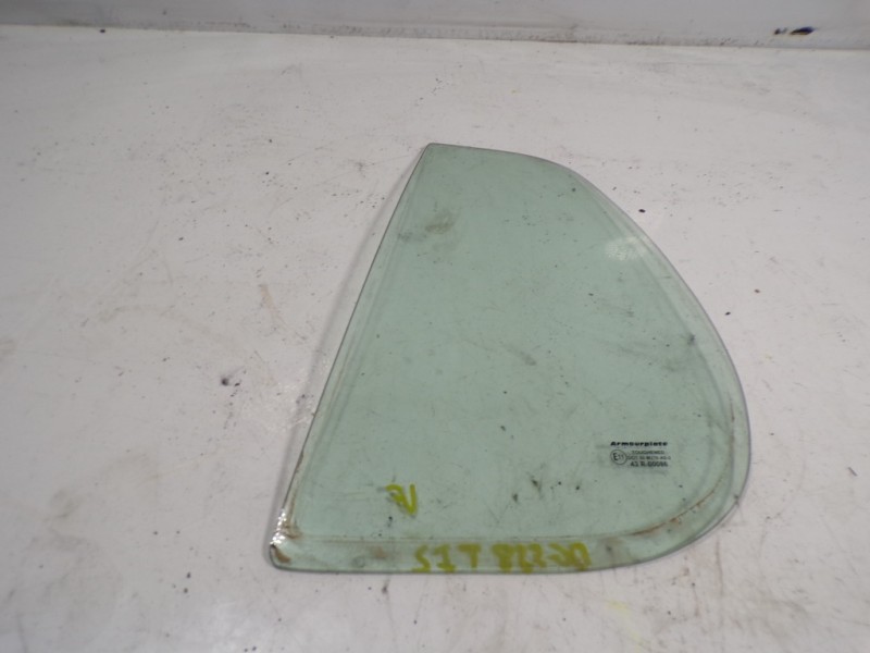 Recambio de cristal custodia trasero izquierdo para volkswagen polo berlina (6n1) 1.0 referencia OEM IAM   