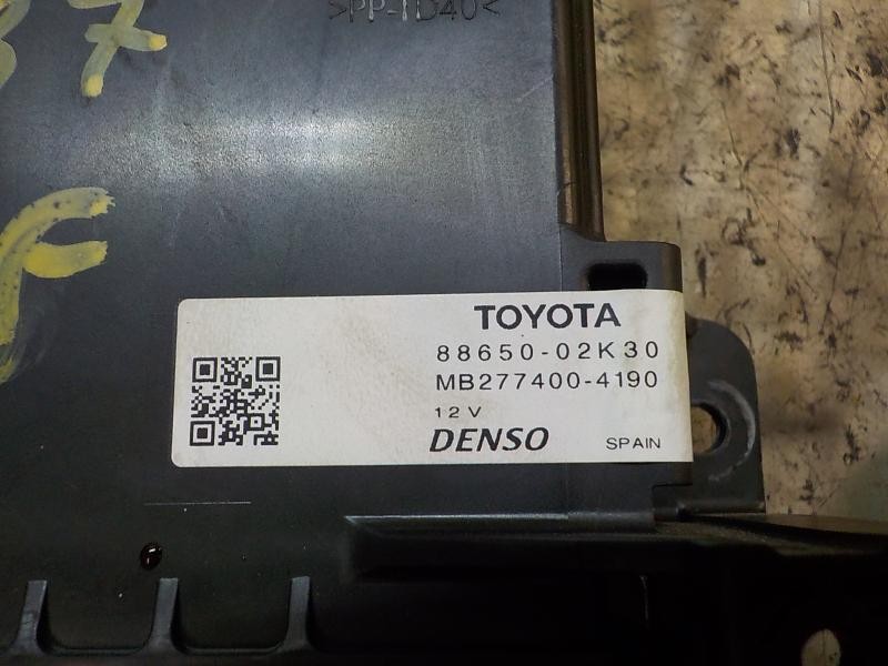 Recambio de centralita aire acondicionado para toyota auris hybrid business referencia OEM IAM 8865002K30 8865002K30 
