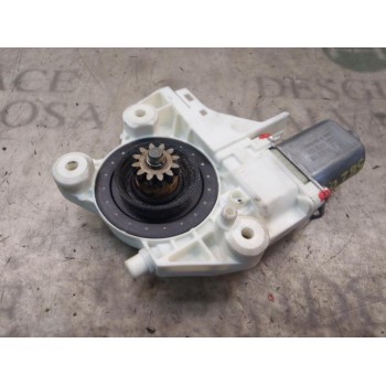 MOTOR ELEVALUNAS DELANTERO DERECHO 