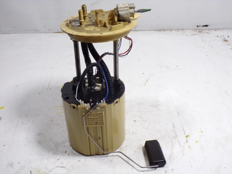 Recambio de aforador para opel insignia berlina 1.6 cdti dpf referencia OEM IAM  13596931002 