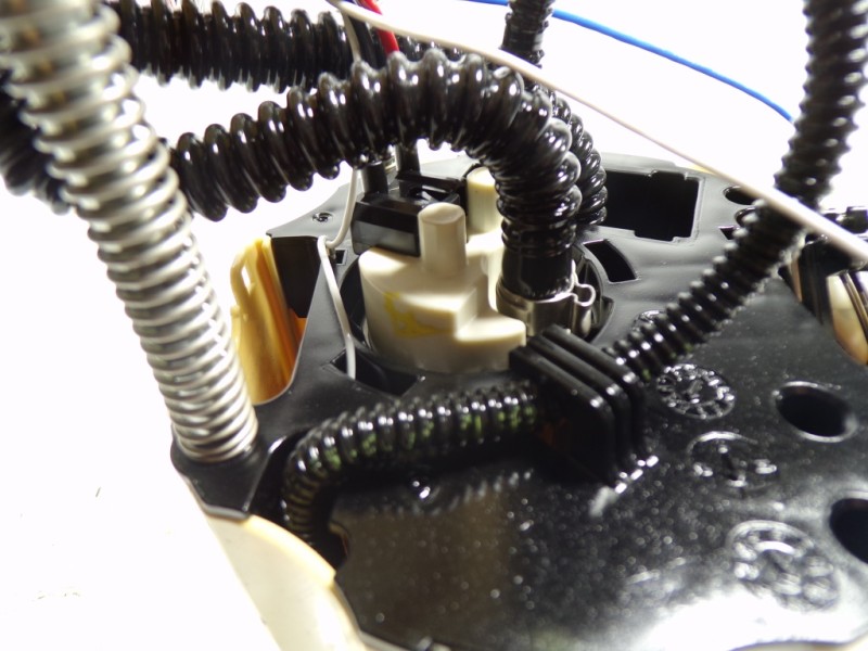 Recambio de aforador para opel insignia berlina 1.6 cdti dpf referencia OEM IAM  13596931002 