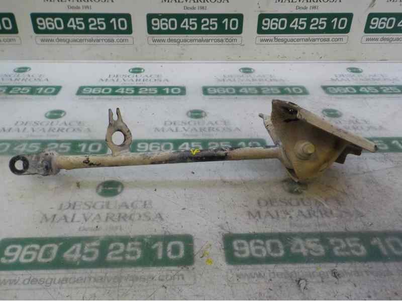 Recambio de brazo suspension inferior trasero izquierdo para dacia duster ambiance 4x4 referencia OEM IAM 551119305R  