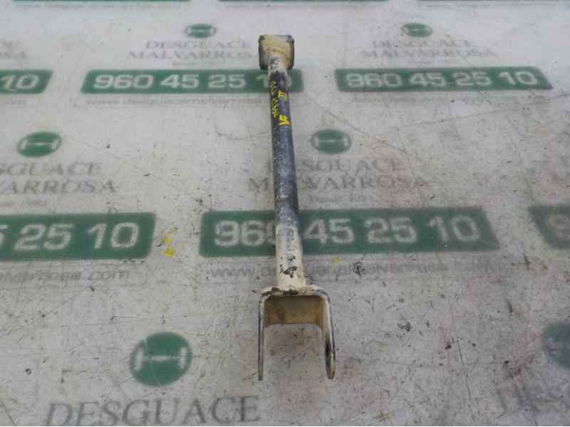 Recambio de brazo suspension superior trasero derecho para dacia duster ambiance 4x4 referencia OEM IAM   