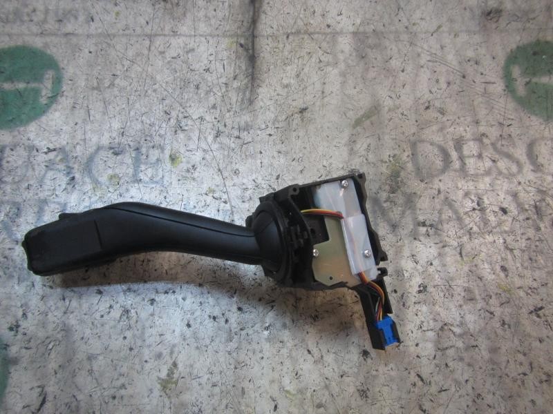Recambio de mando limpia para seat leon (1p1) comfort limited referencia OEM IAM 1K0953519J9B9  