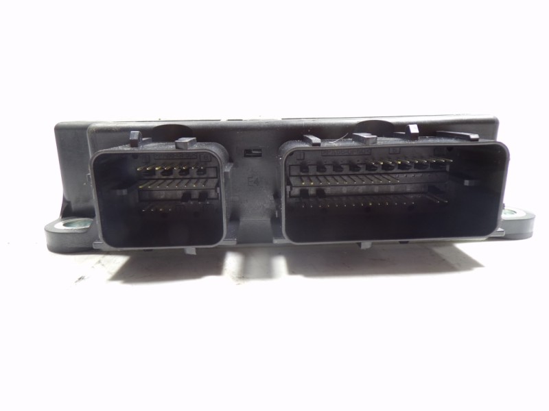 Recambio de centralita airbag para opel insignia berlina 1.6 cdti dpf referencia OEM IAM  13597092 