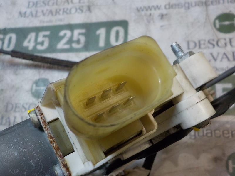 Recambio de elevalunas delantero izquierdo para bmw serie 1 berlina (e81/e87) 118d referencia OEM IAM 51337138465  