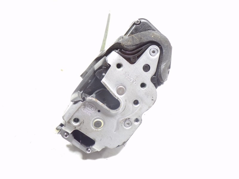 Recambio de cerradura puerta delantera derecha para opel insignia berlina 1.6 cdti dpf referencia OEM IAM   