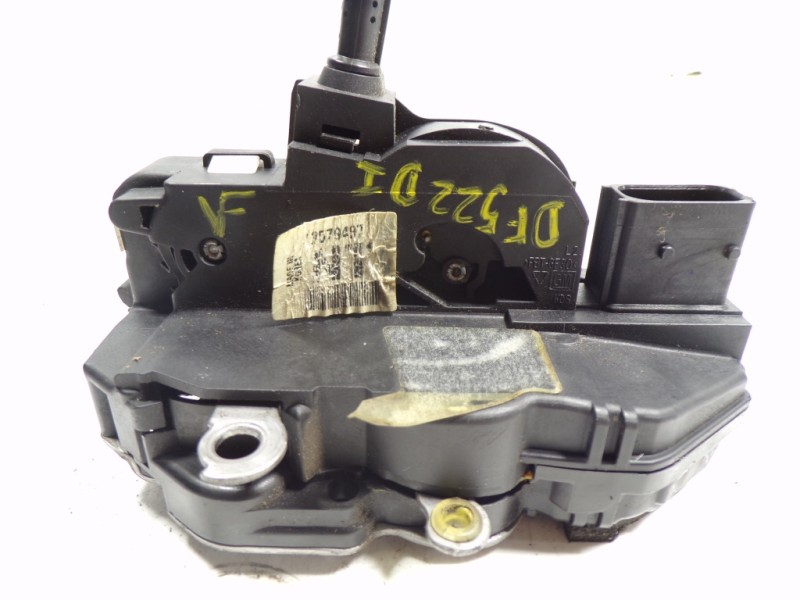 Recambio de cerradura puerta delantera izquierda para opel insignia berlina 1.6 cdti dpf referencia OEM IAM  13579497 
