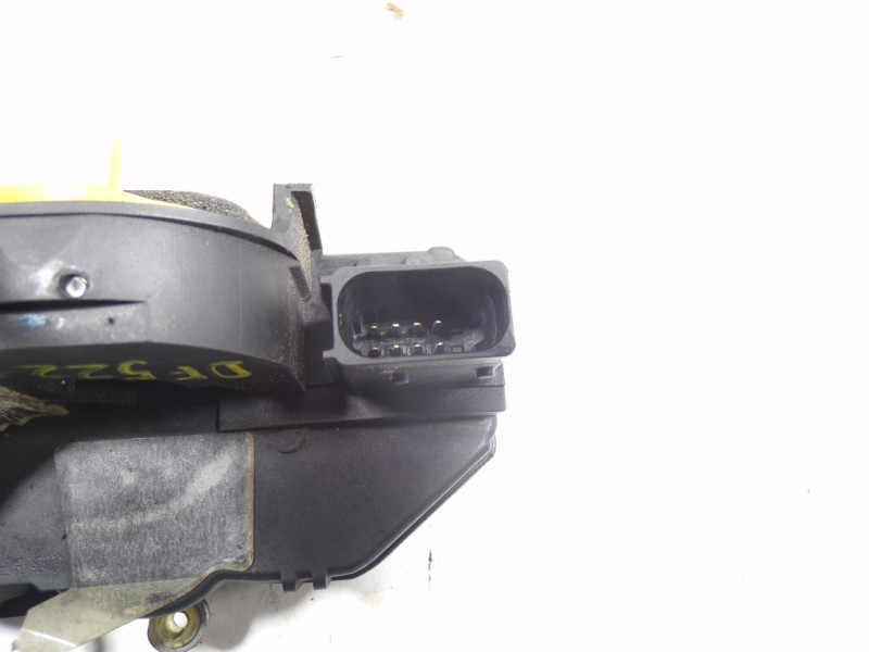 Recambio de cerradura puerta delantera izquierda para opel insignia berlina 1.6 cdti dpf referencia OEM IAM  13579497 