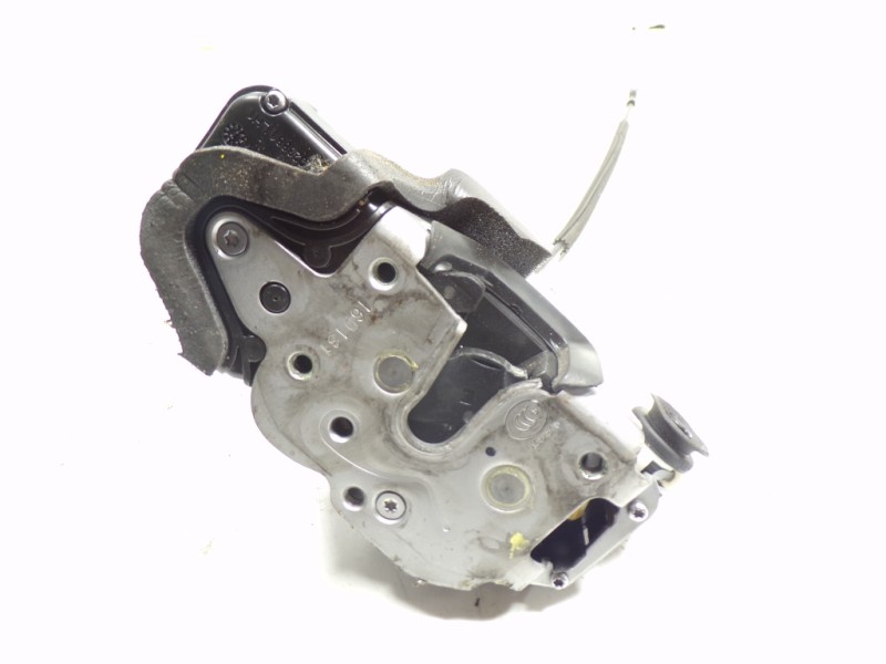 Recambio de cerradura puerta trasera izquierda para opel insignia berlina 1.6 cdti dpf referencia OEM IAM  13579557 