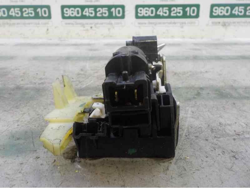 Recambio de cerradura puerta delantera derecha para dacia duster ambiance 4x4 referencia OEM IAM 805021840R  