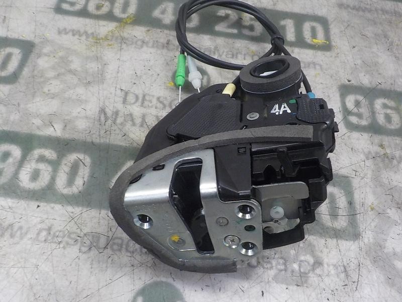 Recambio de cerradura puerta trasera izquierda para toyota verso 1.6 16v cat referencia OEM IAM 690600F031  