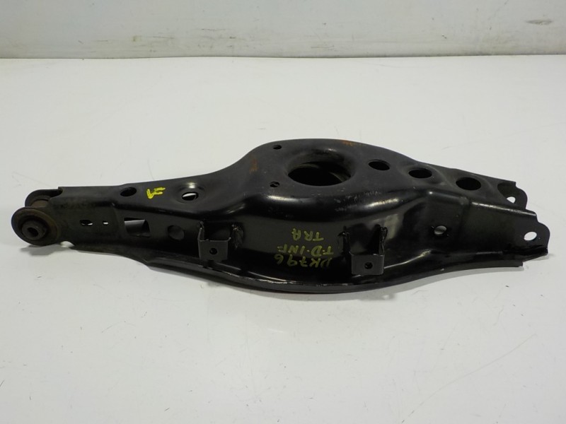 Recambio de brazo suspension inferior trasero derecho para lexus ct 200h referencia OEM IAM 4873075010  