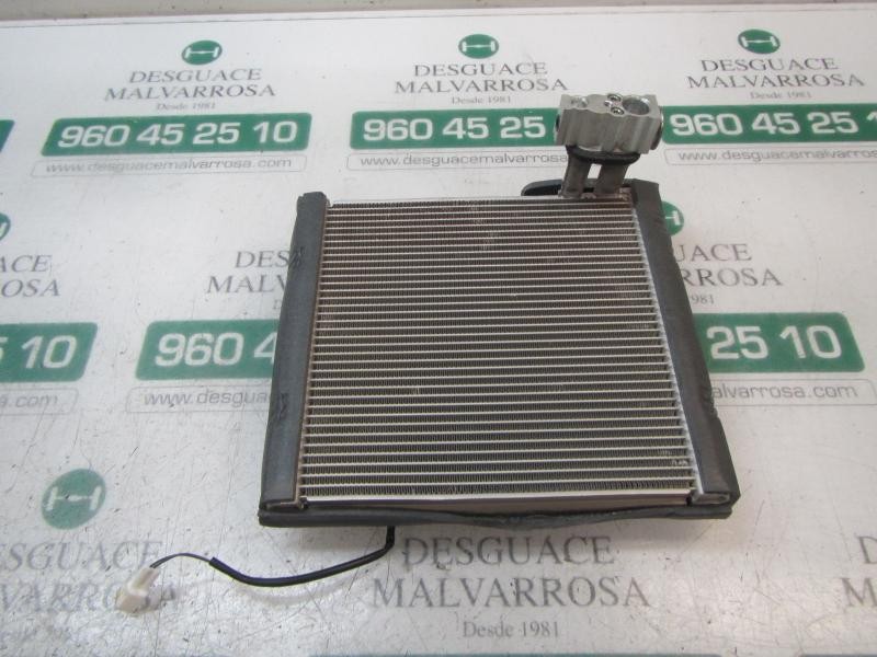 Recambio de evaporador aire acondicionado para toyota corolla hybrid referencia OEM IAM 88501F4100  