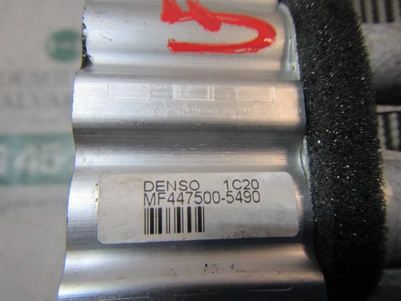 Recambio de evaporador aire acondicionado para toyota corolla hybrid referencia OEM IAM 88501F4100  