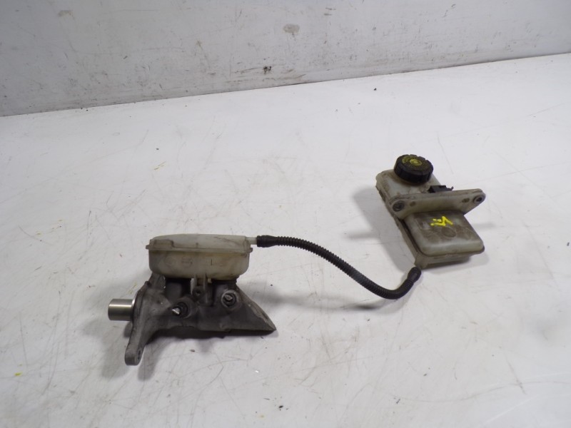 Recambio de bomba freno para renault scenic iii 1.5 dci diesel fap referencia OEM IAM 460115826R  