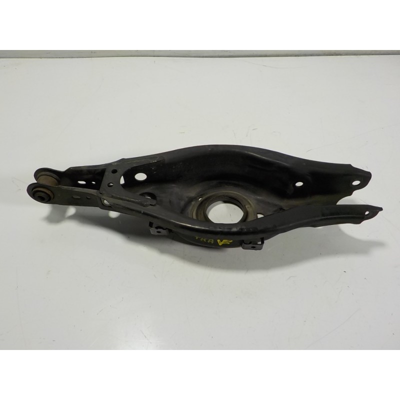 Recambio de brazo suspension inferior trasero izquierdo para lexus ct 200h referencia OEM IAM 4874075010  