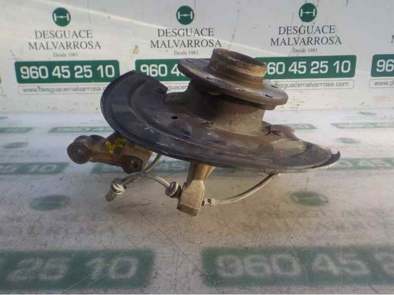 Recambio de mangueta delantera derecha para dacia duster ambiance 4x4 referencia OEM IAM 8200881829  