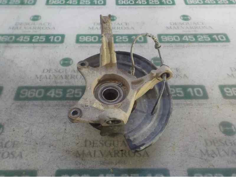 Recambio de mangueta delantera derecha para dacia duster ambiance 4x4 referencia OEM IAM 8200881829  