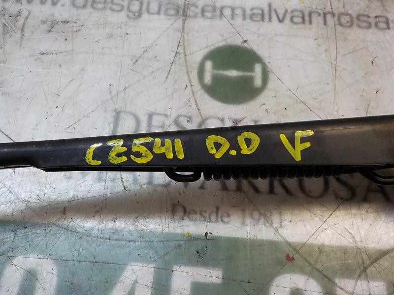 Recambio de brazo limpia delantero derecho para skoda fabia (5j2 ) ambition referencia OEM IAM 5J1955410C  