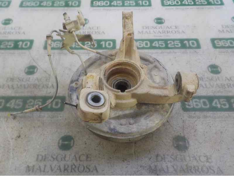 Recambio de mangueta trasera derecha para dacia duster ambiance 4x4 referencia OEM IAM 430188668R  