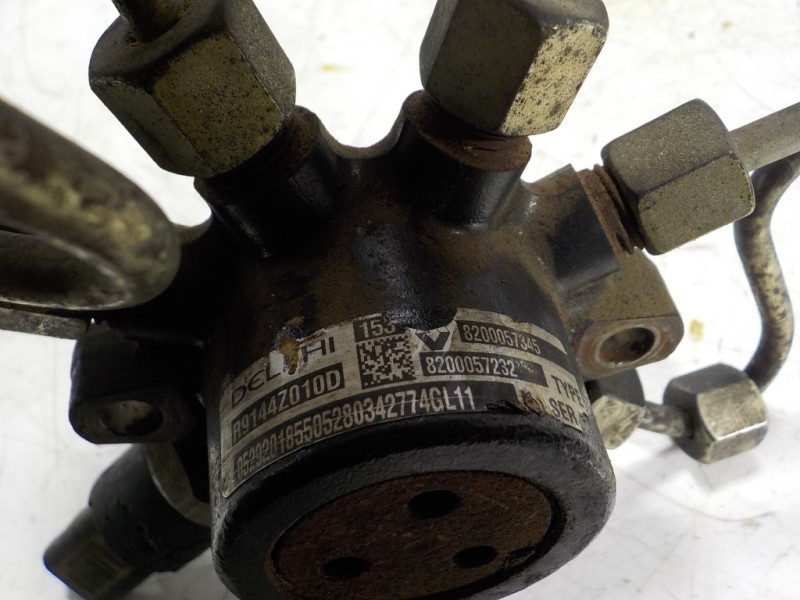 Recambio de rampa inyectora para renault kangoo (f/kc0) 4x4 expression (kc0s/v) referencia OEM IAM   