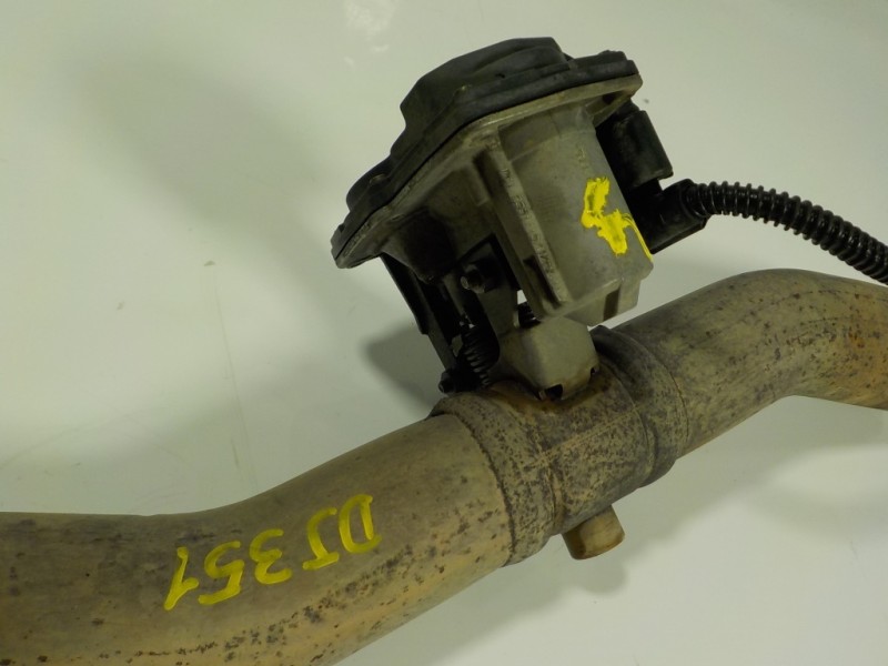 Recambio de salida colector para seat leon (5f1) 1.6 tdi referencia OEM IAM 5Q0253101AM 5Q0253059FC 