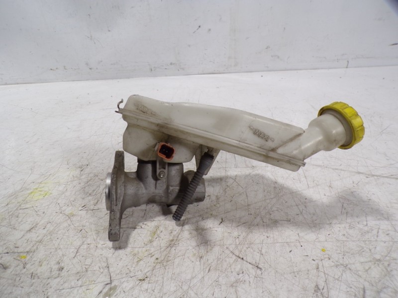 Recambio de bomba freno para citroën c-elysée 1.6 blue-hdi fap referencia OEM IAM 4601R7  