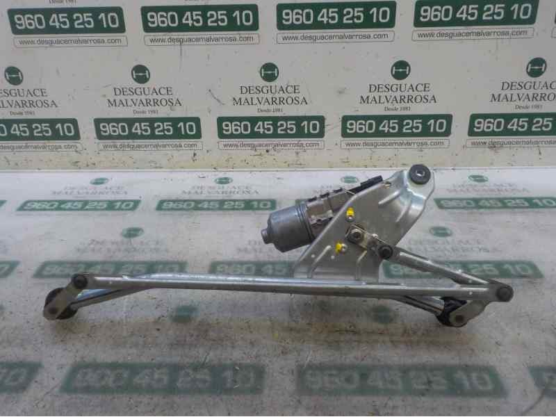 Recambio de motor limpia delantero para dacia duster ambiance 4x4 referencia OEM IAM 8200619512 8200619512 0390241544