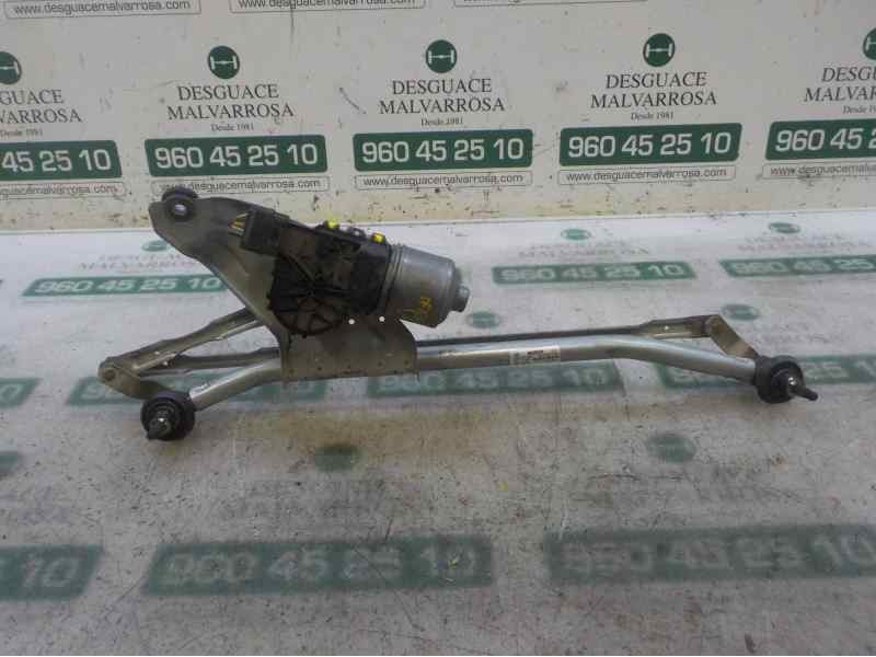 Recambio de motor limpia delantero para dacia duster ambiance 4x4 referencia OEM IAM 8200619512 8200619512 0390241544