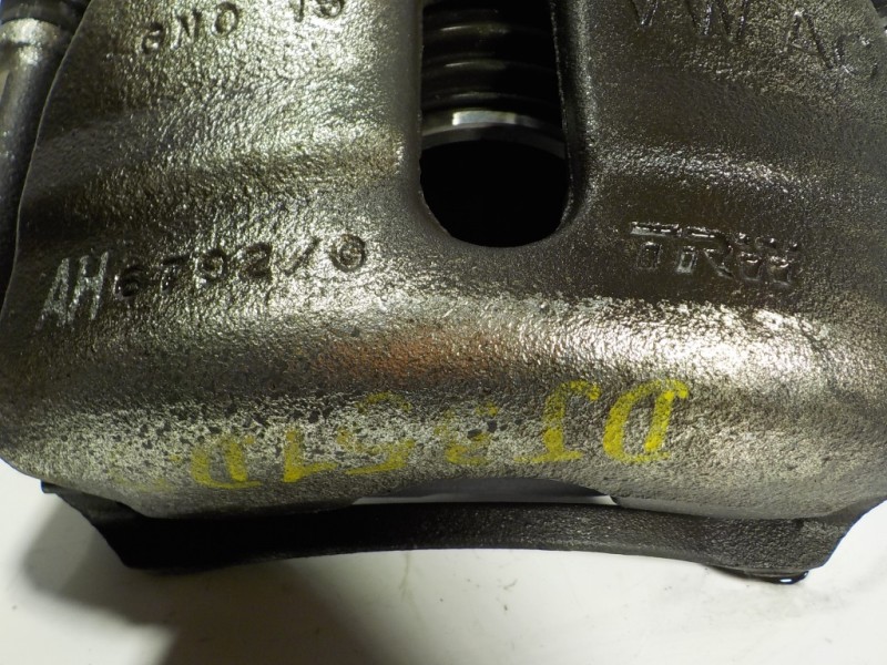 Recambio de pinza freno delantera derecha para seat leon (5f1) 1.6 tdi referencia OEM IAM 8V0615124  