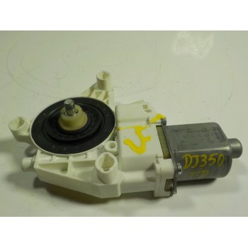 MOTOR ELEVALUNAS TRASERO DERECHO A1669060601 A1669060601 0130822756