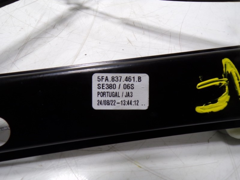 Recambio de elevalunas delantero izquierdo para seat leon sportstourer (kl8) style referencia OEM IAM 5FA837461B 5FA837461B 