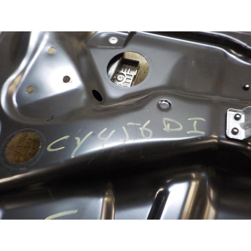 Recambio de elevalunas delantero izquierdo para mercedes-benz clase r (w251) 3.0 cdi cat referencia OEM IAM A2517200579  